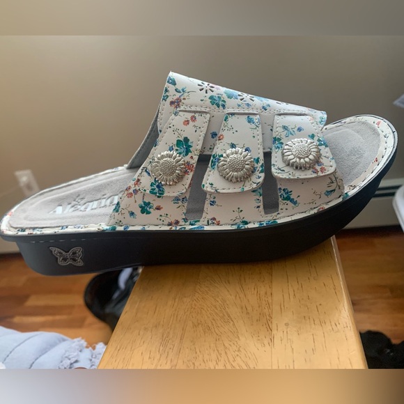 NEW Alegria Leather Adjustable Slide Sandals - Picture 3 of 5